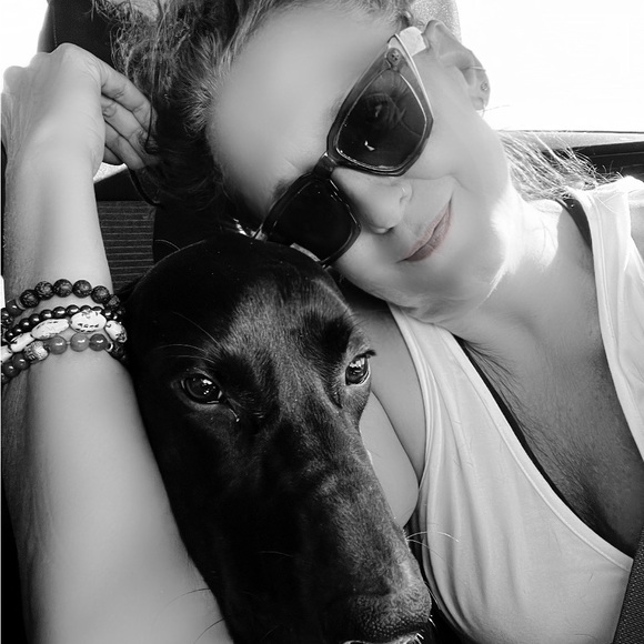 Meet your Posher, Denie - Picture 8 of 9